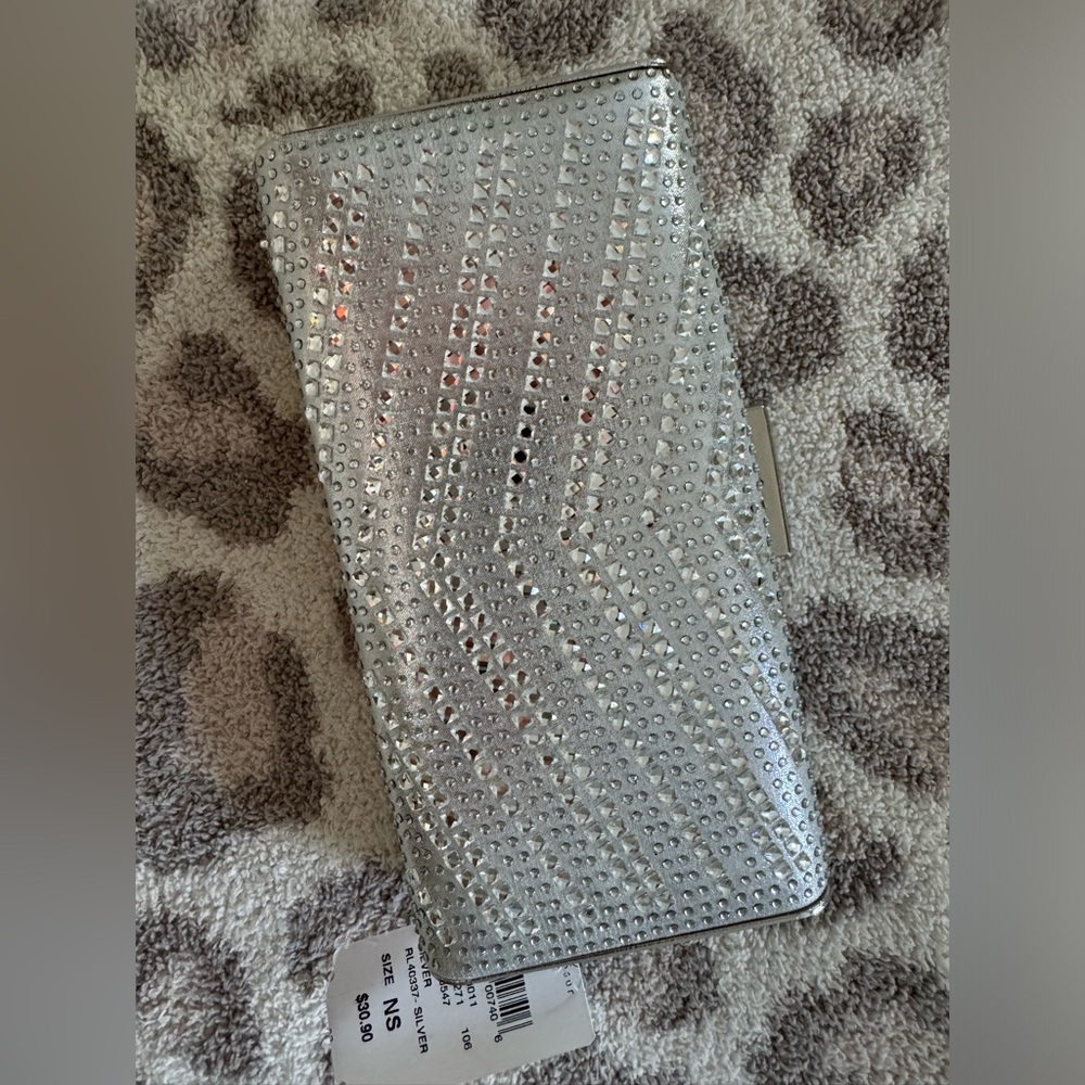 Formal purse